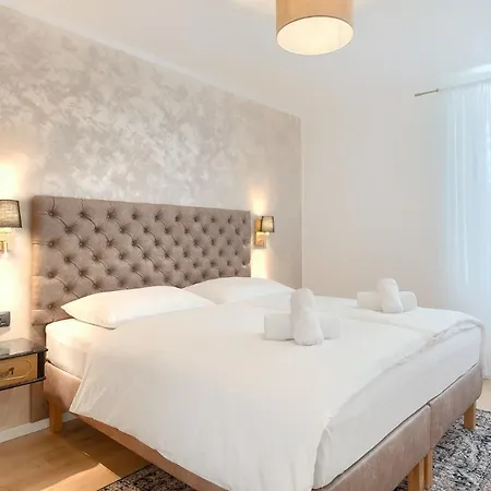 Calafati With Private Parking