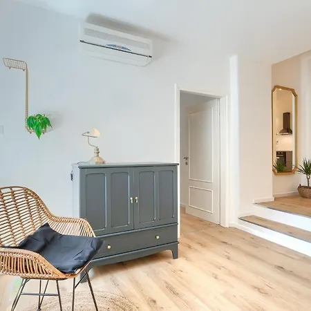 Calafati Apartment With Private Parking Rijeka