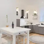 דירה Calafati With Private Parking רייקה