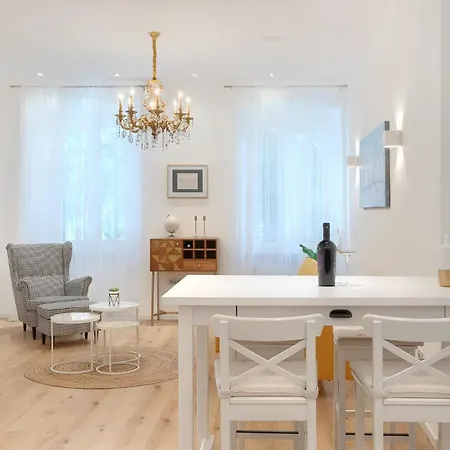 Calafati With Free Private Parking Apartment *
