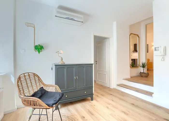 Calafati Apartment With Private Parking Rijeka